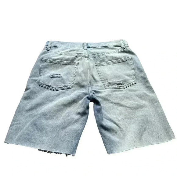 FRAME LE SLOUCH LIGHT WASH DISTRESSED DENIM JEAN BERMUDA WOMEN’S SHORTS•SIZE 24• - Picture 2 of 8